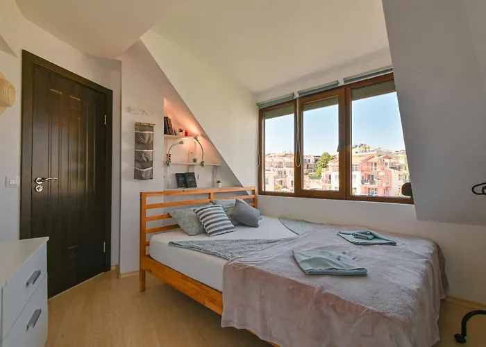 Апартамент Via Sunride - Twin Maisonette By The Sea Созопол